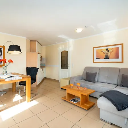 Elaine, App 24 Apartamento *